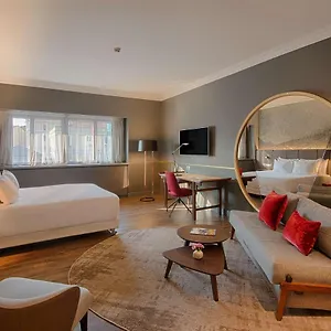 Hotel Nh Collection Porta Nuova, Milán