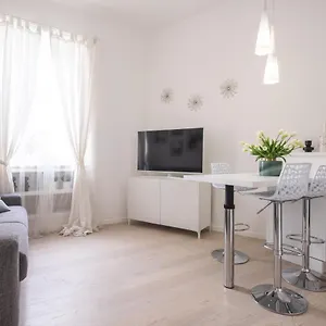 Brera Charming R&r Apartment Milan