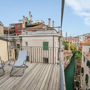 Dorsoduro 1241 By Wonderful Italy Apartment Venice